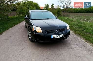Седан Mitsubishi Galant 2004 в Острозі
