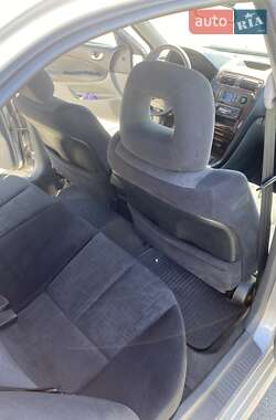 Седан Mitsubishi Galant 2002 в 
