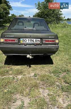Седан Mitsubishi Galant 1986 в 