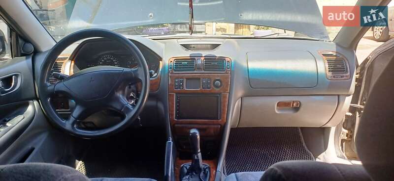 Універсал Mitsubishi Galant 1997 в Миколаєві