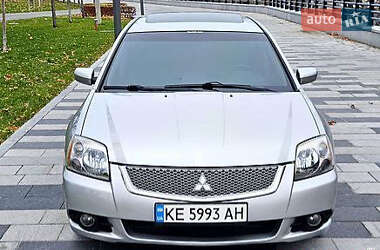 Седан Mitsubishi Galant 2011 в 