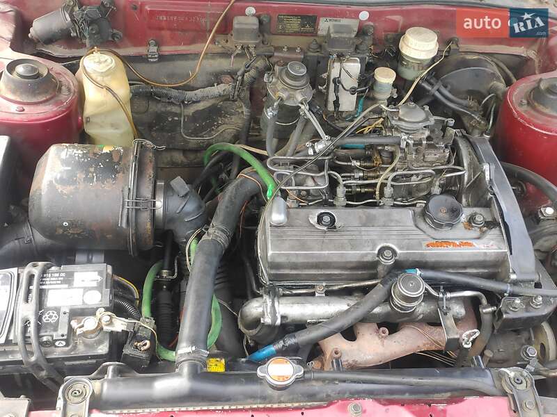 Седан Mitsubishi Galant 1988 в Броварах