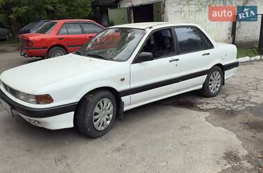 Седан Mitsubishi Galant 1988 в 