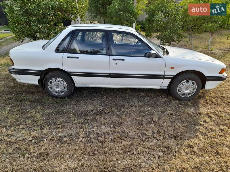 Mitsubishi Galant 1991