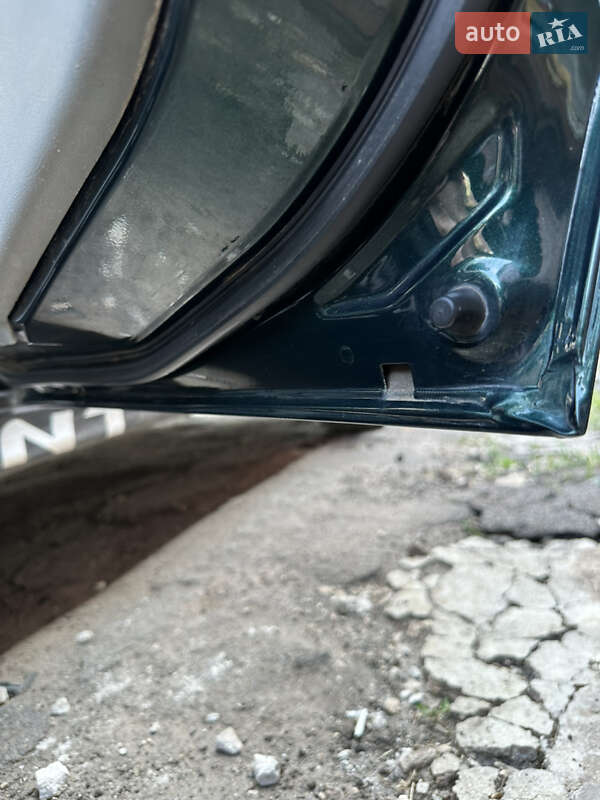 Седан Mitsubishi Galant 1998 в Кривом Роге