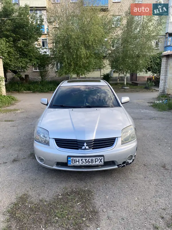 Mitsubishi Galant