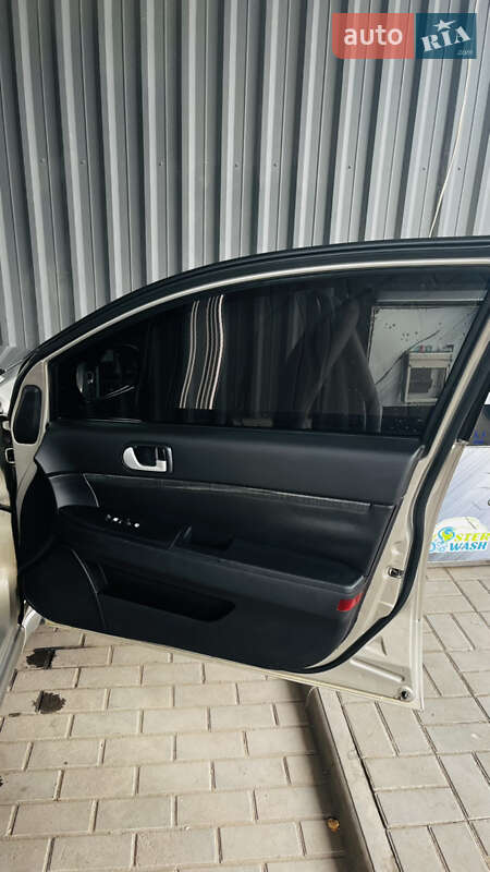 Седан Mitsubishi Galant 2006 в Краматорске
