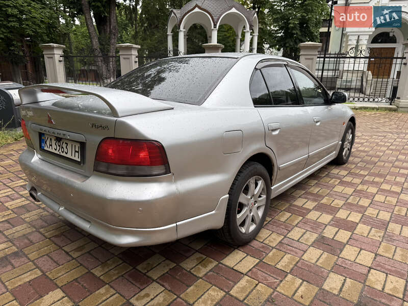 Седан Mitsubishi Galant 1998 в Киеве