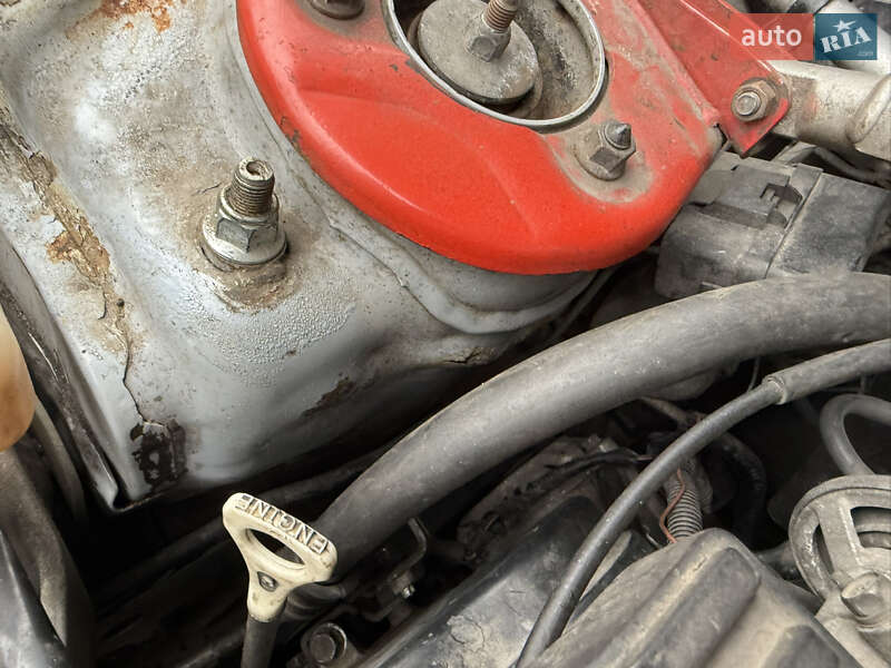 Седан Mitsubishi Galant 1998 в Киеве