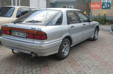 Лифтбек Mitsubishi Galant 1989 в 