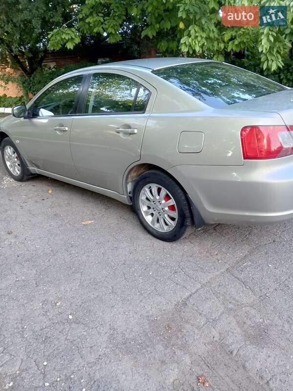 Седан Mitsubishi Galant 2009 в Хмельницком