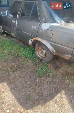 Седан Mitsubishi Galant 1985 в 