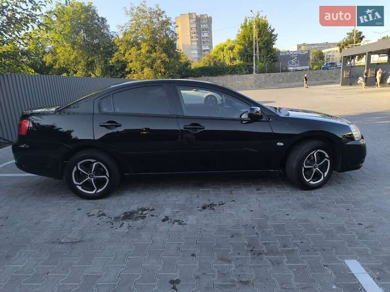 Седан Mitsubishi Galant 2008 в Виннице