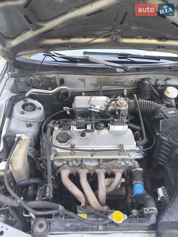 Седан Mitsubishi Galant 1998 в Балте