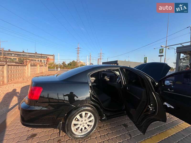 Седан Mitsubishi Galant 2008 в Кривом Роге