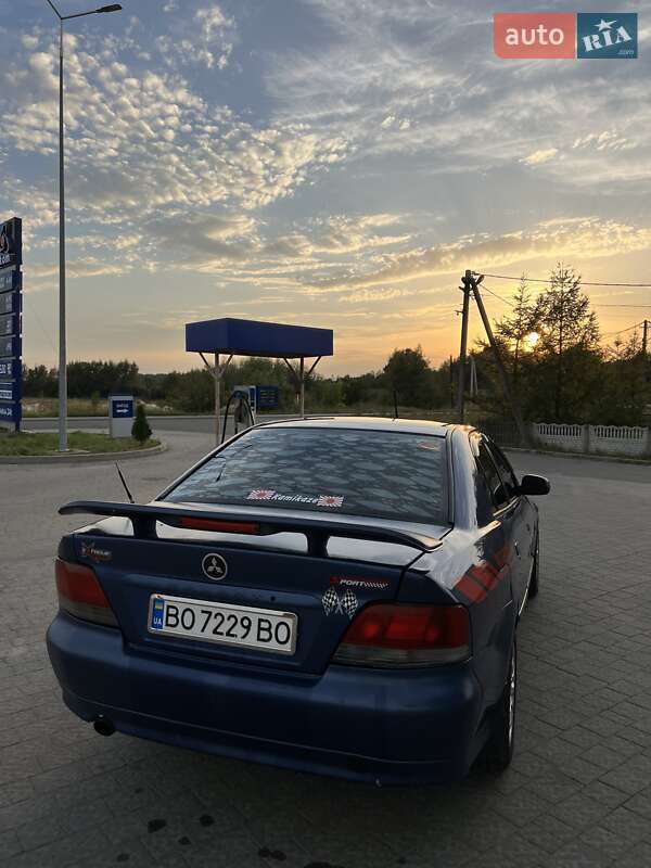 Седан Mitsubishi Galant 1997 в Тлумаче