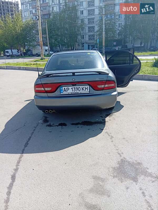 Седан Mitsubishi Galant 1993 в Запоріжжі