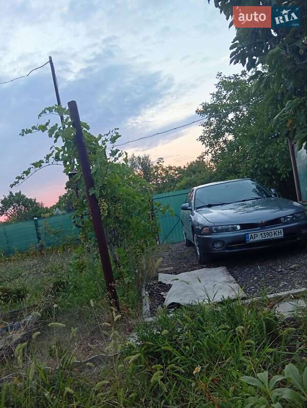 Седан Mitsubishi Galant 1993 в Запоріжжі