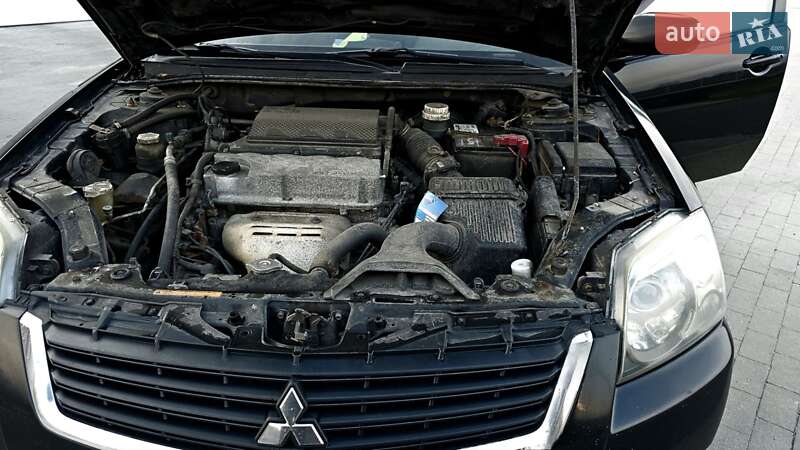 Седан Mitsubishi Galant 2009 в Броварах