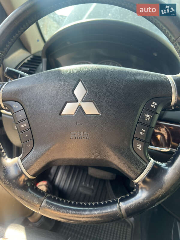 Седан Mitsubishi Galant 2008 в Днепре