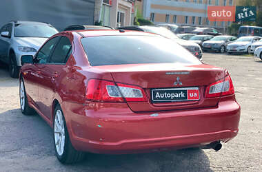 Седан Mitsubishi Galant 2012 в 