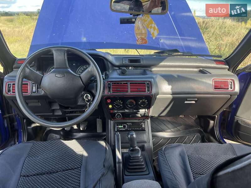 Лифтбек Mitsubishi Galant 1989 в Гайсине