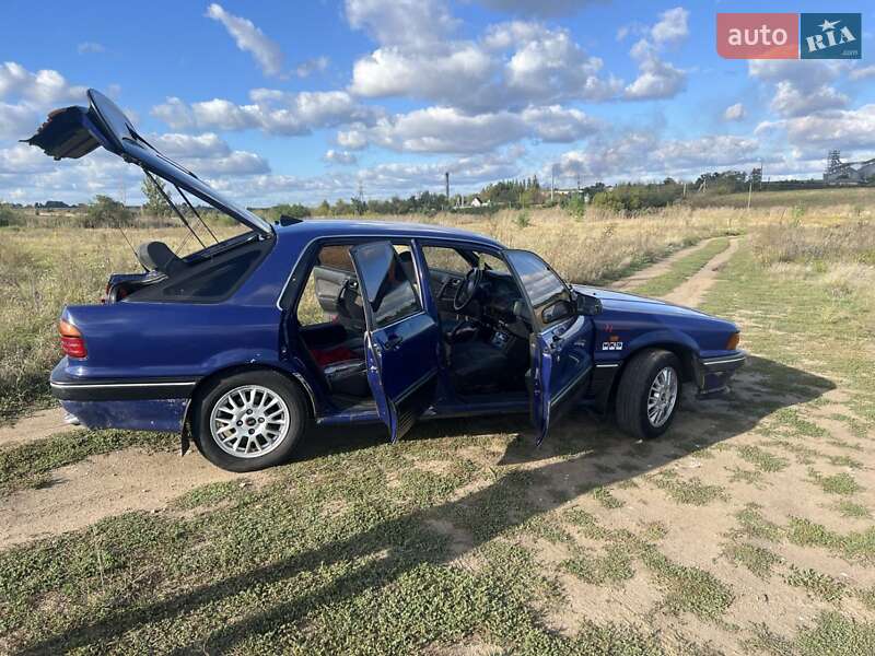 Лифтбек Mitsubishi Galant 1989 в Гайсине