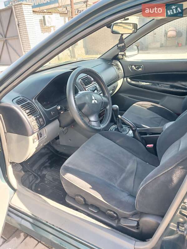 Седан Mitsubishi Galant 2001 в Запорожье
