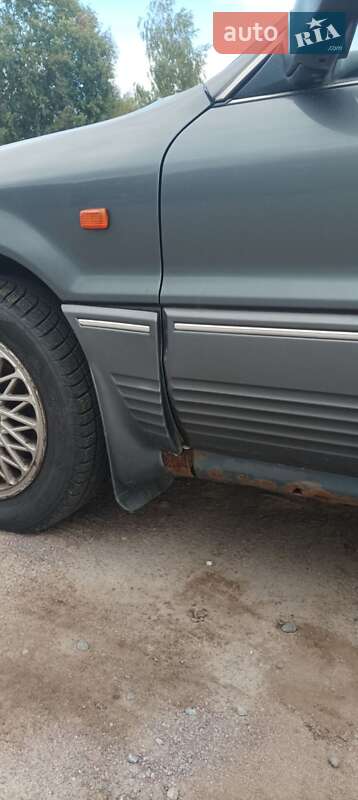 Лифтбек Mitsubishi Galant 1992 в Ровно