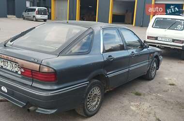 Лифтбек Mitsubishi Galant 1992 в 