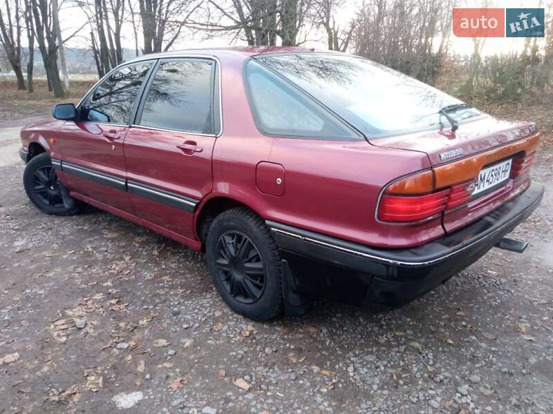 Ліфтбек Mitsubishi Galant 1991 в Тульчині