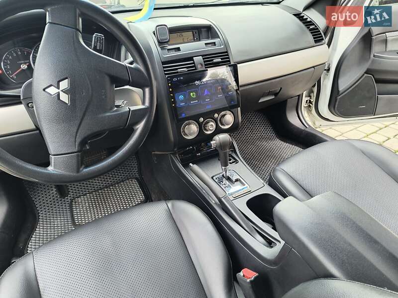 Седан Mitsubishi Galant 2011 в Івано-Франківську