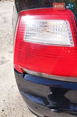 Седан Mitsubishi Galant 2007 в  фото 15 Седан Mitsubishi Galant 2007 в