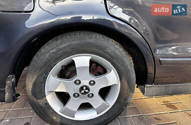 Седан Mitsubishi Galant 2002 в  фото 8 Седан Mitsubishi Galant 2002 в