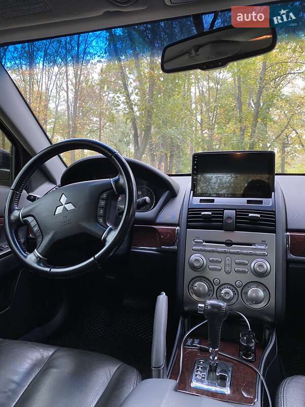 Седан Mitsubishi Galant 2008 в Киеве