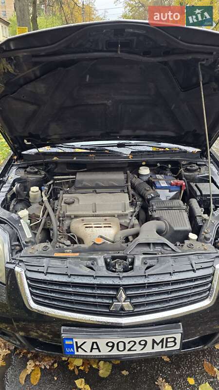 Седан Mitsubishi Galant 2008 в Киеве