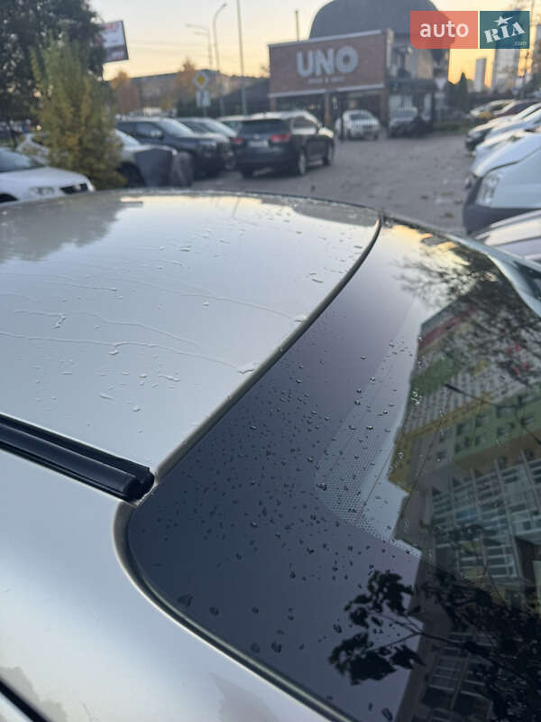 Седан Mitsubishi Galant 2009 в Киеве