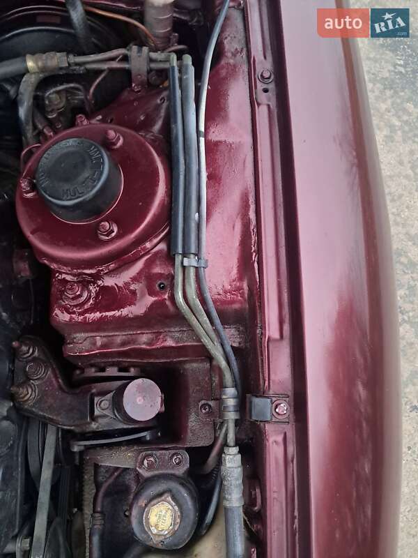 Лифтбек Mitsubishi Galant 1993 в Остроге