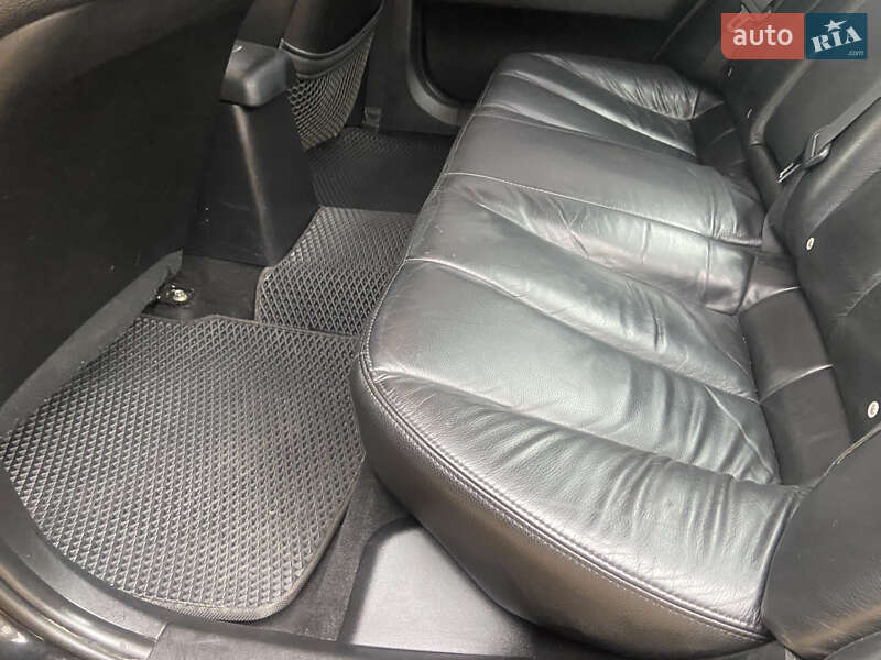 Седан Mitsubishi Galant 2009 в Ладижині