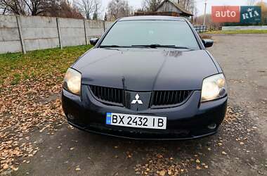 Седан Mitsubishi Galant 2004 в Остроге