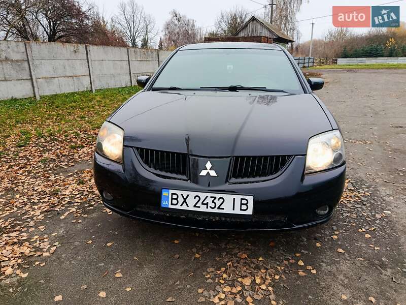 Седан Mitsubishi Galant 2004 в Остроге фото Седан Mitsubishi Galant 2004 в Остроге