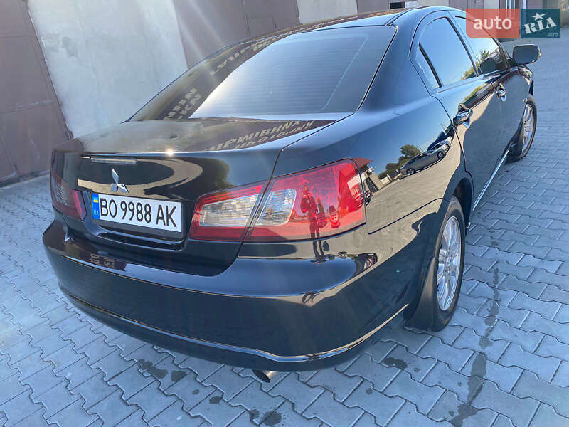 Седан Mitsubishi Galant 2008 в Кременці