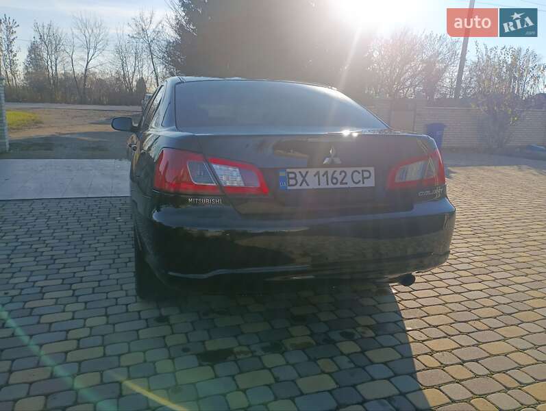 Седан Mitsubishi Galant 2008 в Снятині