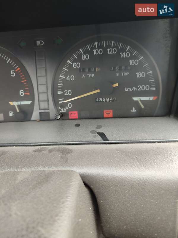 Седан Mitsubishi Galant 1988 в Каменец-Подольском