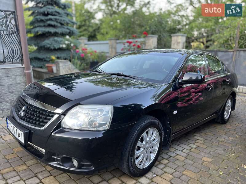 Mitsubishi Galant 2008