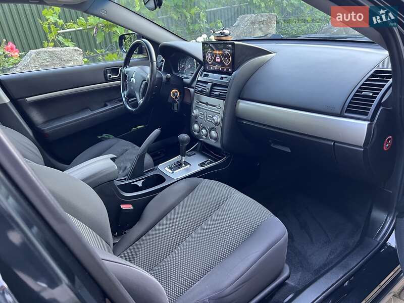 Седан Mitsubishi Galant 2008 в Хмельницком