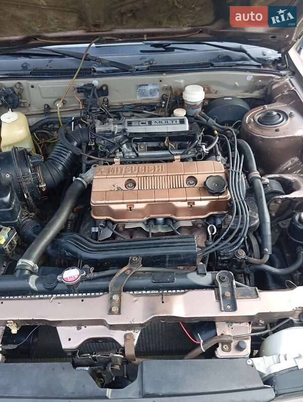 Седан Mitsubishi Galant 1989 в Белгороде-Днестровском фото 4 Седан Mitsubishi Galant 1989 в Белгороде-Днестровском