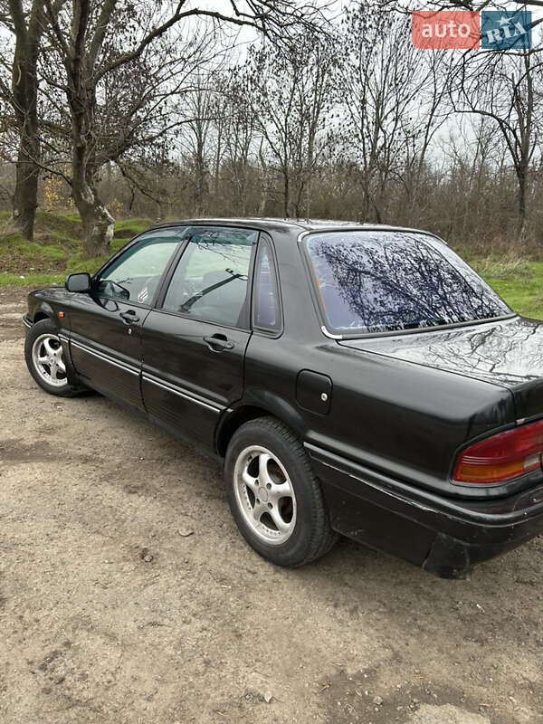 Седан Mitsubishi Galant 1991 в Херсоні фото 4 Седан Mitsubishi Galant 1991 в Херсоні
