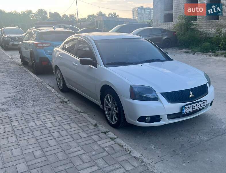 Седан Mitsubishi Galant 2012 в Недригайліву