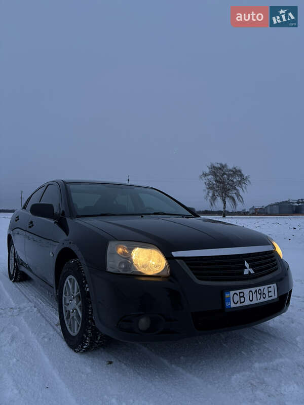 Седан Mitsubishi Galant 2009 в Бобровиці